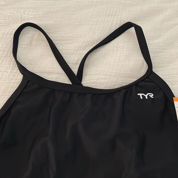 TYR Women's  Solid Diamondback Swimsuit, Black, Size 40 (1X) NWT - Picture 2 of 8